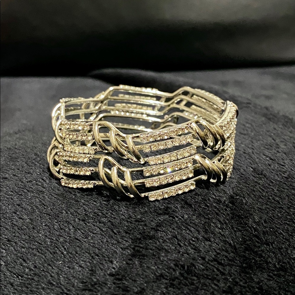 Rhinestone bracelets in silver
